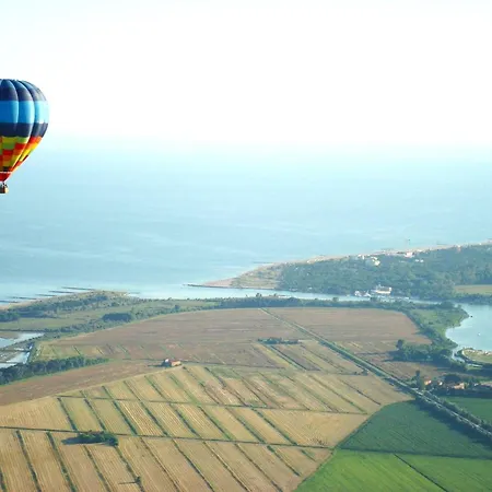 Cozy With Lateral Sea View In * Bibione